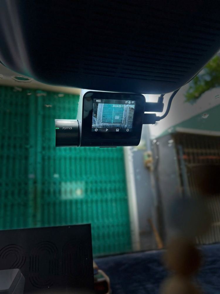 Camera hành trình 70mai A200