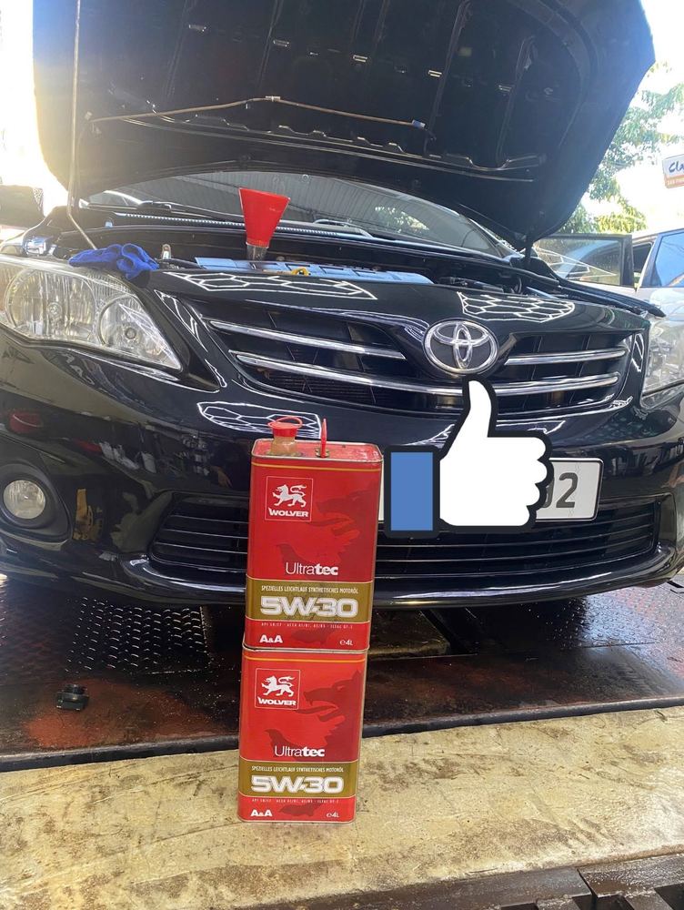 Thay dầu nhớt — Toyota